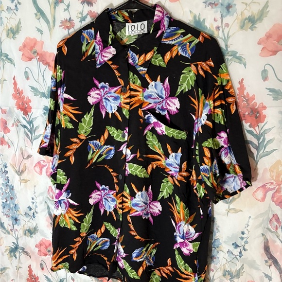 Vintage Black and Purple Floral Button Down Shirt - Picture 2 of 10